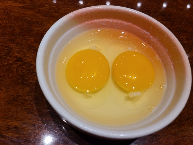 卵を割ったら出てくる白い塊は何 大きいモノも食べられるの なるほどインフォナビ